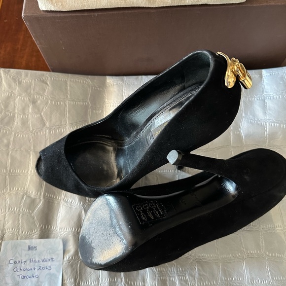 Black suede Louis Vuitton Lock Skyhigh Peeptoe heels - Picture 2 of 4